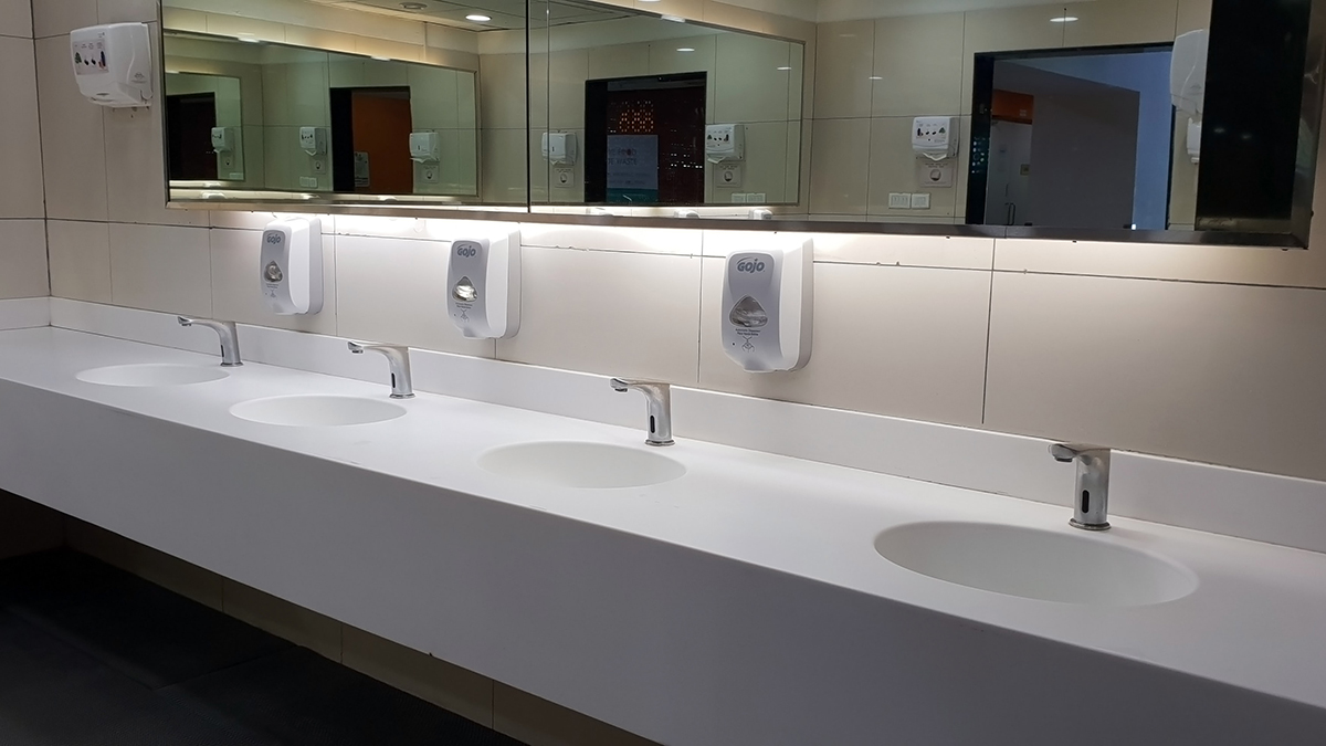 Commercial building bathroom sinks.