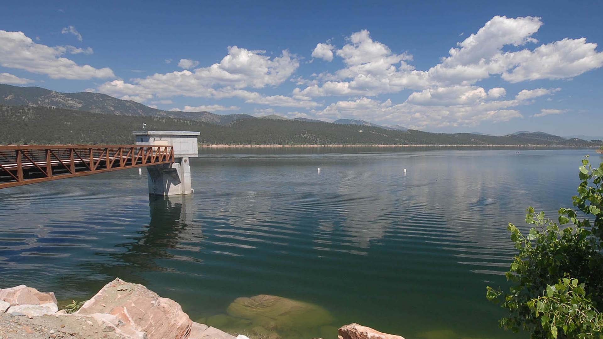 The outlet on the south end of Carter Lake. 