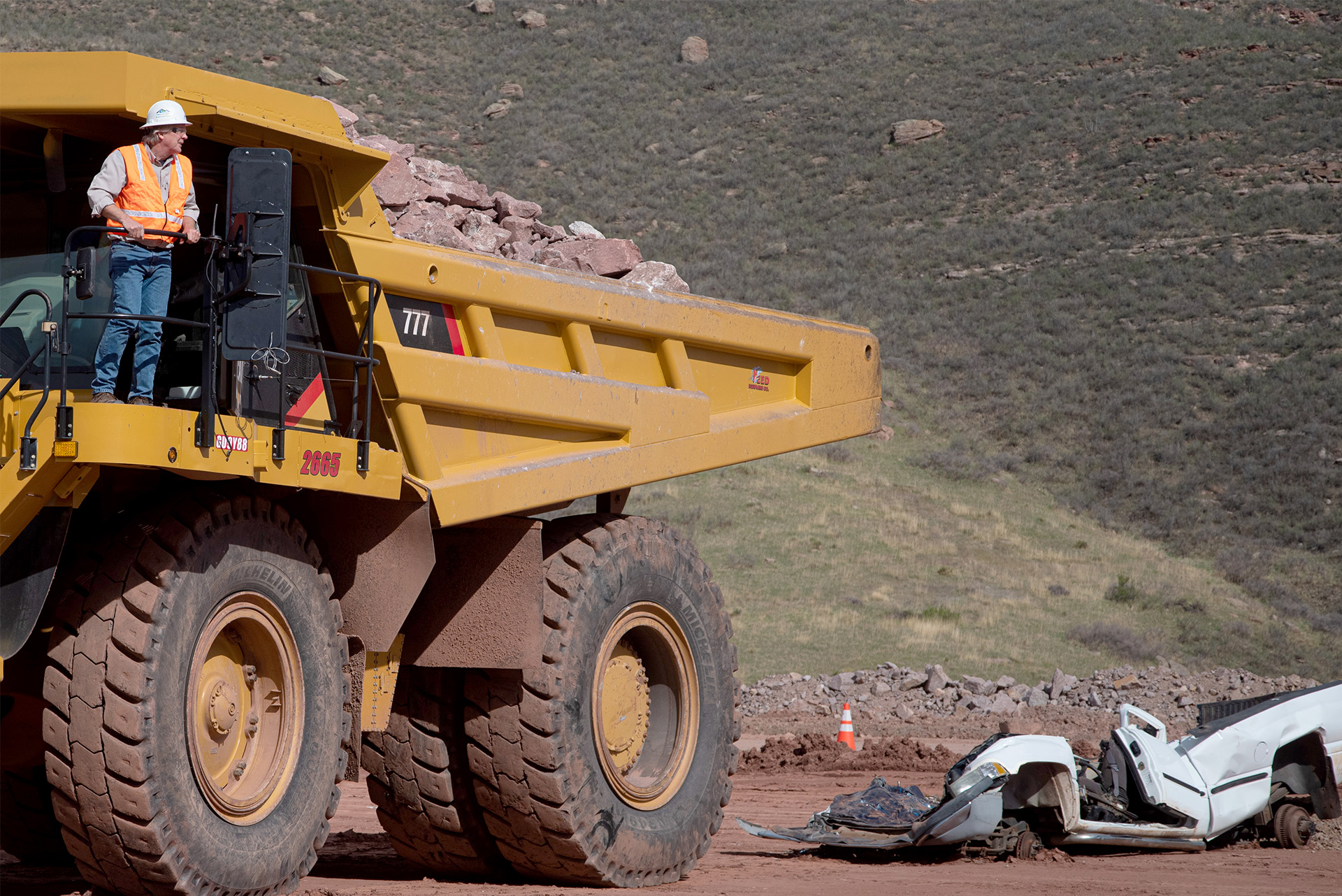 100-ton haul truck crushed full-size pickup truck in safety demo May 2022