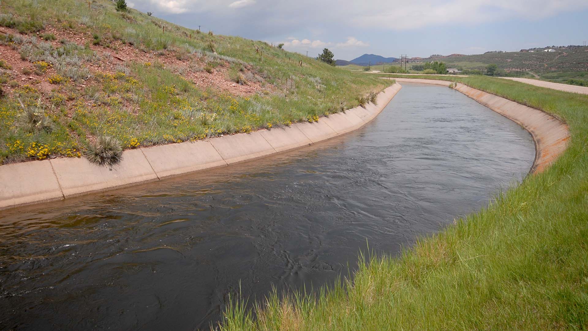Water flowing the Hansen Feeder Canal.