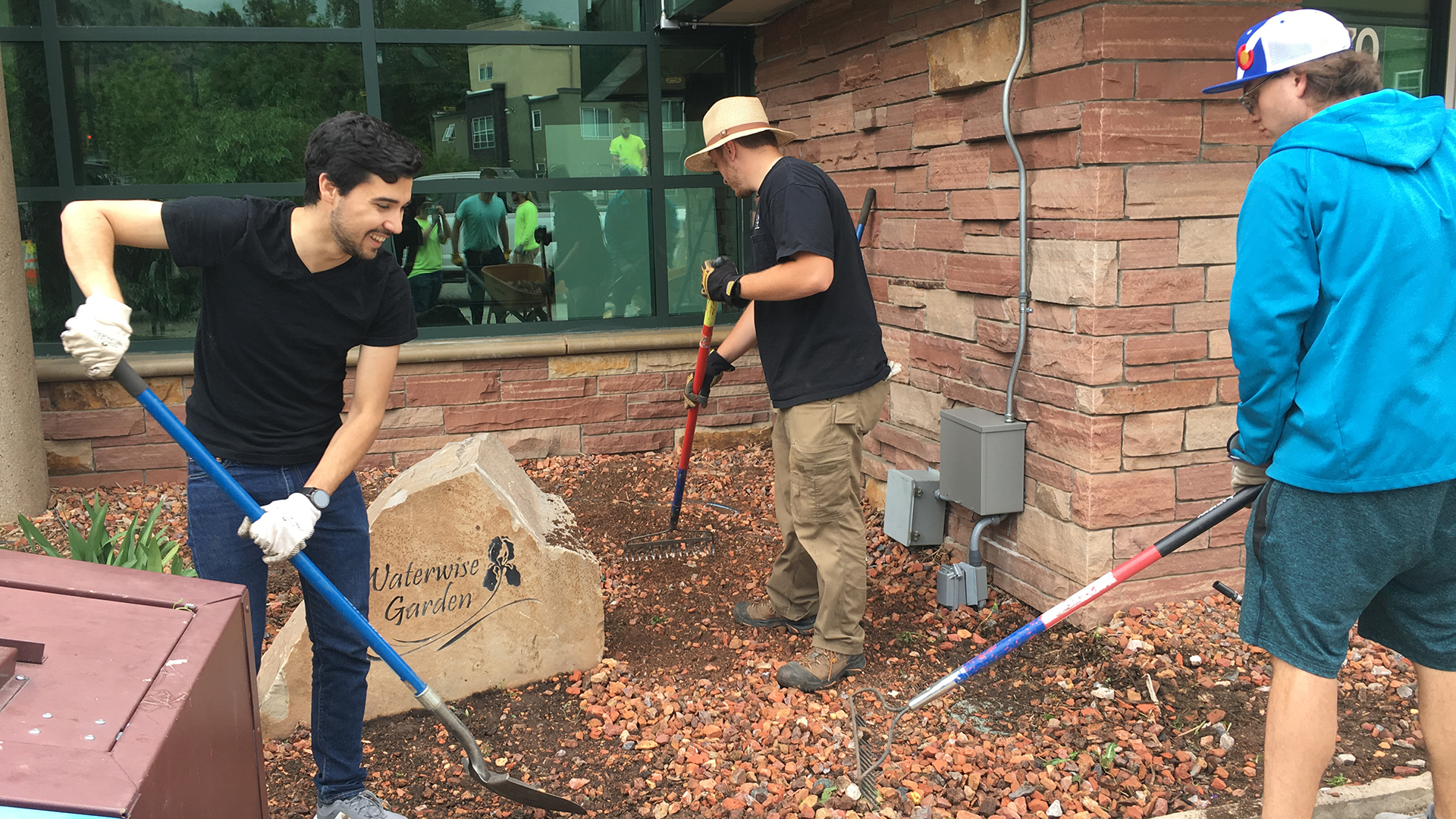 Youth Corp volunteers at a Boulder grant project.