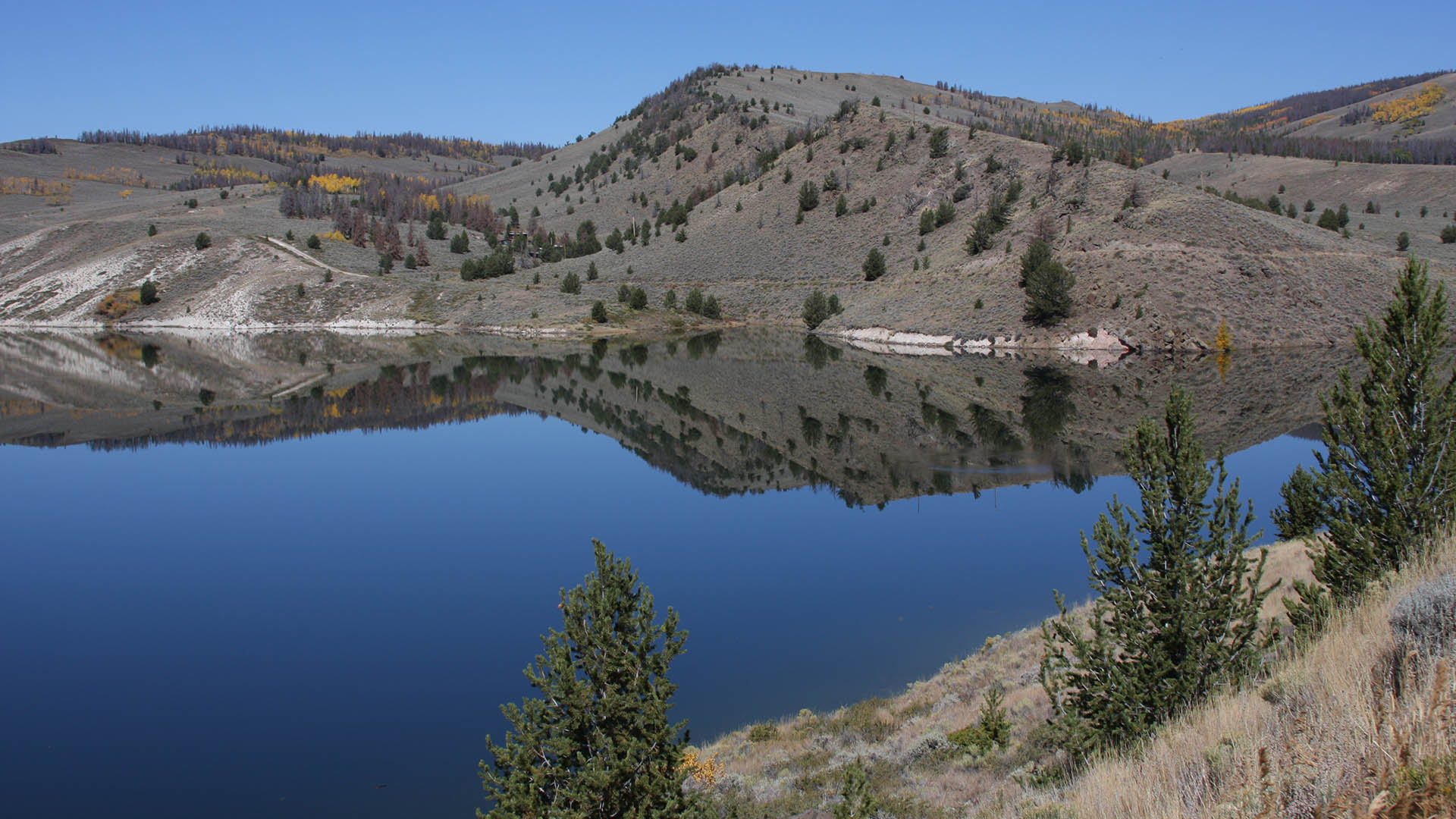 Willow Creek Reservoir with burn scar