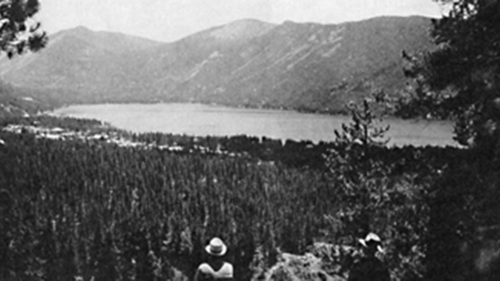 Historic image of Grand Lake from early 1900s.