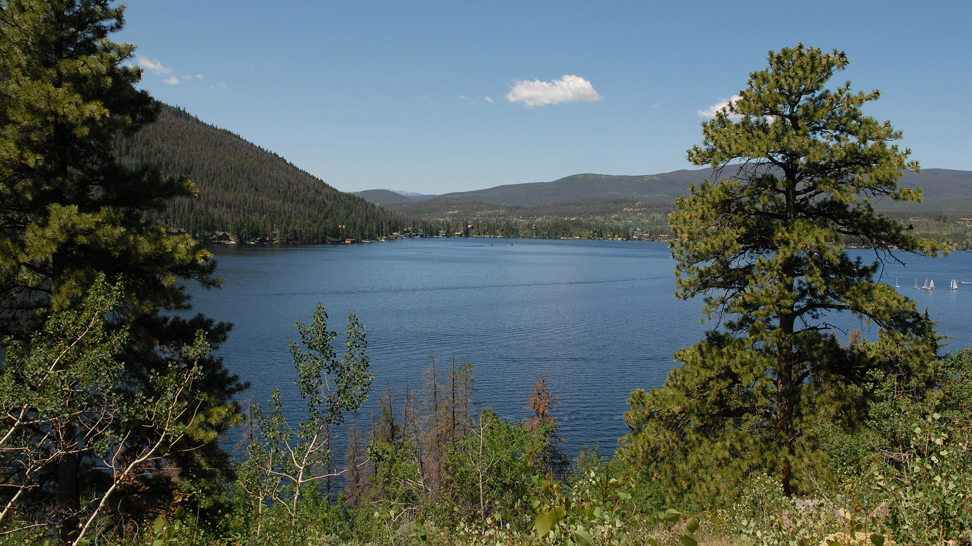 Grand Lake in summer time 