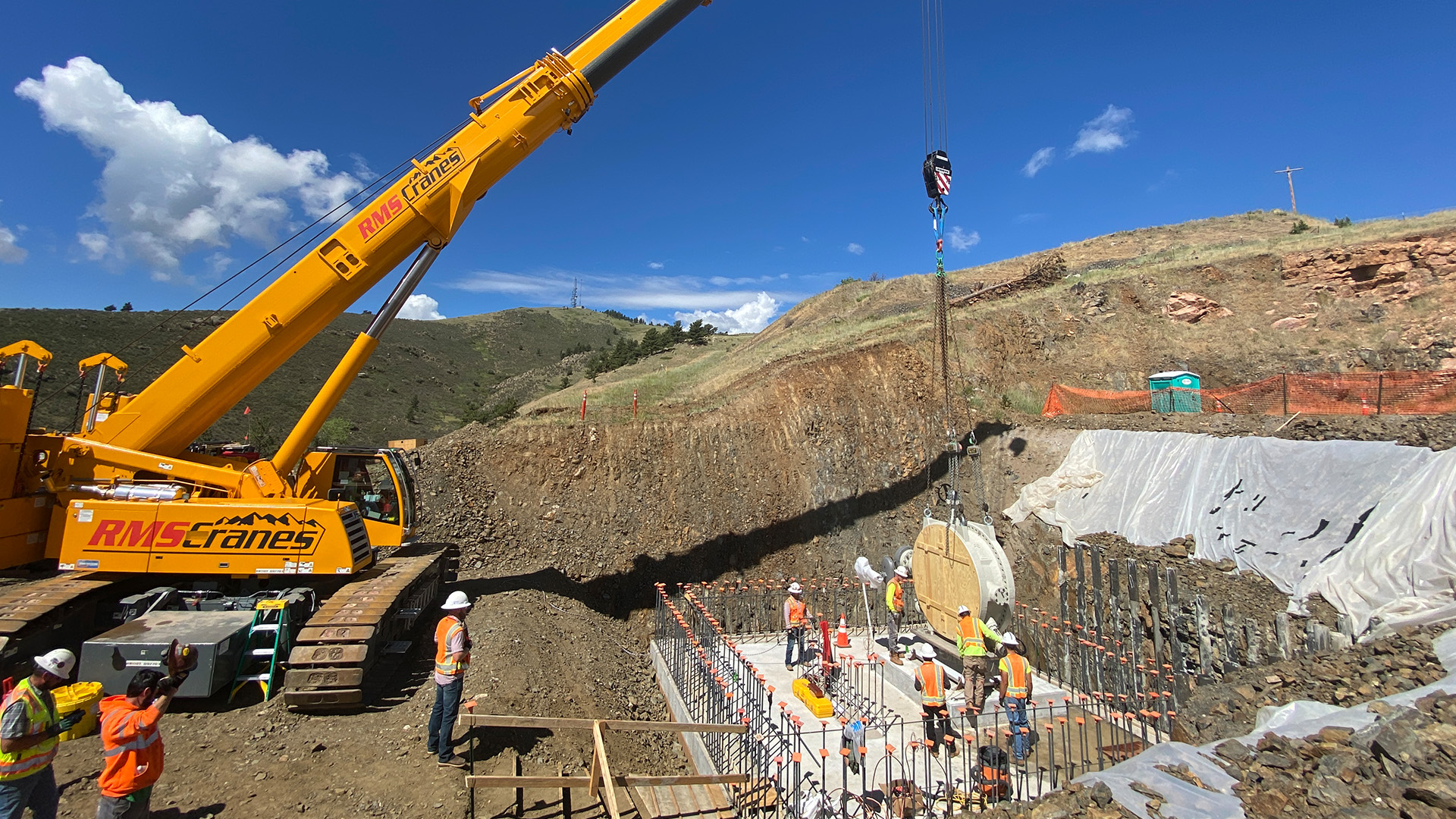 Crews installing the 72-inch butterfly valve at the Bald Mountain Interconnect. 